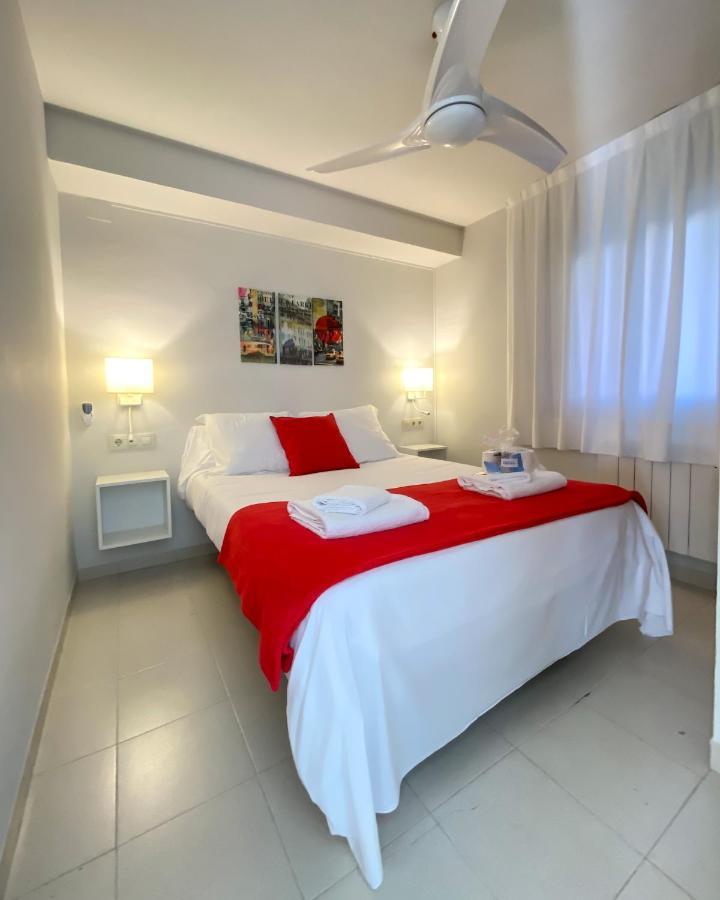 Apartaments Gibert Сан-Антонио-де-Калонже Экстерьер фото